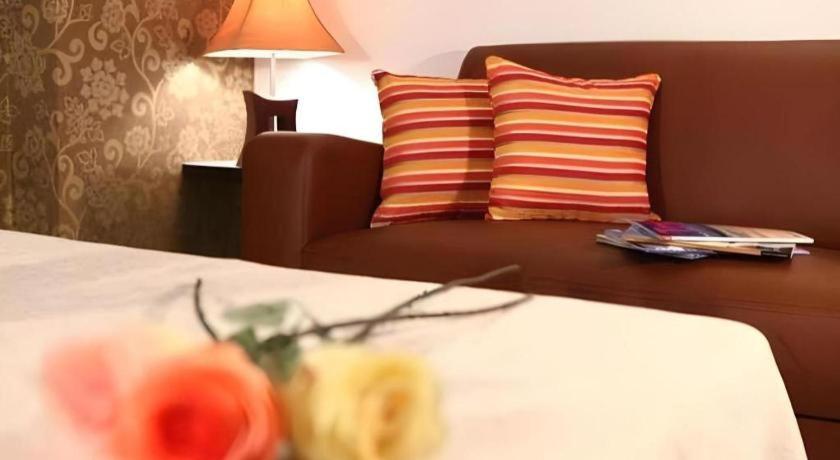 G2 Hotel Group Hat Yai Buitenkant foto
